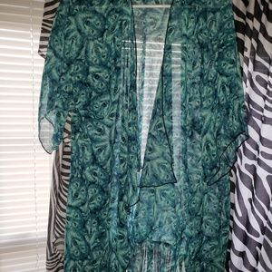 LLR wolf Lindsey with purple colored eyes